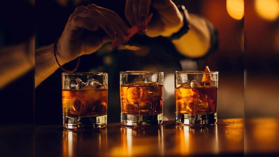 Indian Whisky: ఇండియన్ విస్కీ సంచలనాలు...ఈ బ్రాండ్‌ వరల్డ్‌లోనే టాప్‌!