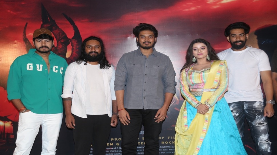 Karma Sthalam: 'కర్మ స్థలం' లాంటి వైవిద్యమైన కథ నాకూ చేయాలని ఉంది: ఆకాష్ పూరి  