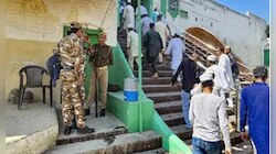 Holi Dispute: హోలీ రోజున ఆ మసీదులకు ముసుగులు, సమస్య పరిష్కారమౌతుందా