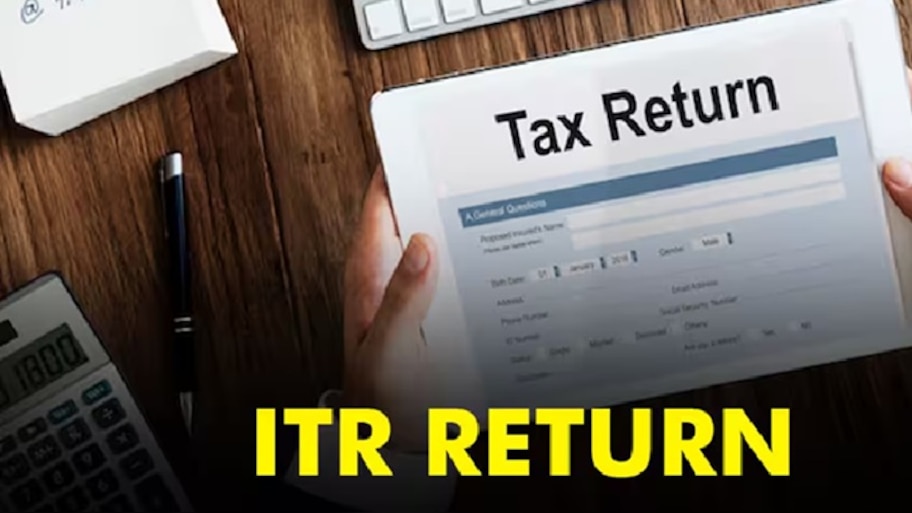 IT Notices: ఐటీఆర్ ఫైల్ చేయలేదా, నోటీసులొస్తున్నాయి జాగ్రత్త, ఐటీ రిటర్న్స్ ఎవరు ఫైల్ చేయాలి