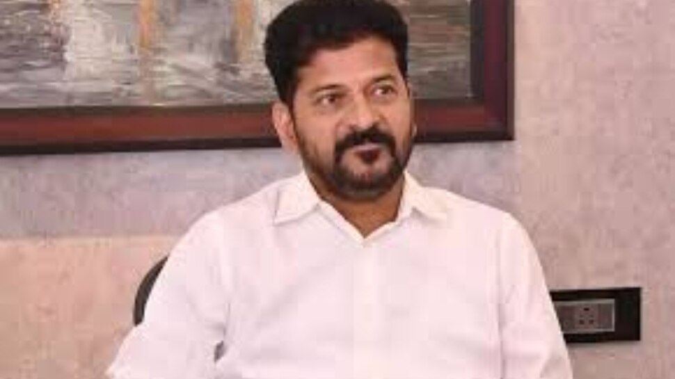 Revanth Reddy: 'కేసీఆర్‌ చేయనన్ని పాలసీలు నేను చేశా.. ఫొటోలు దిగాల్సిన అవసరం లేదు'