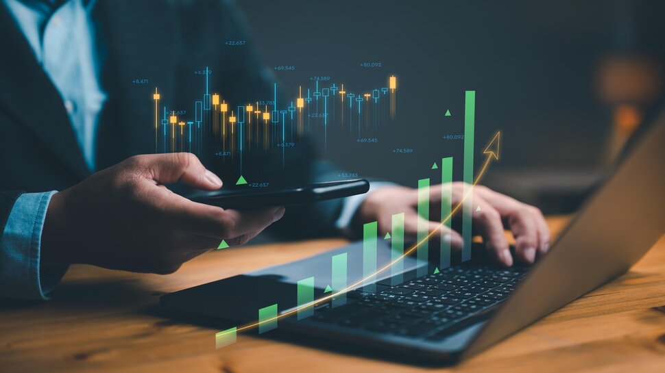 Multibagger Stock: ఇది రా స్టాక్ అంటే..ఇలా ఉండాలి.. ఇన్వెస్ట్ చేసినవాళ్ళంతా ధనవంతులు అయ్యారు Multibagger Stock: ఇది రా స్టాక్ అంటే..ఇలా ఉండాలి.. ఇన్వెస్ట్ చేసినవాళ్ళంతా ధనవంతులు అయ్యారు