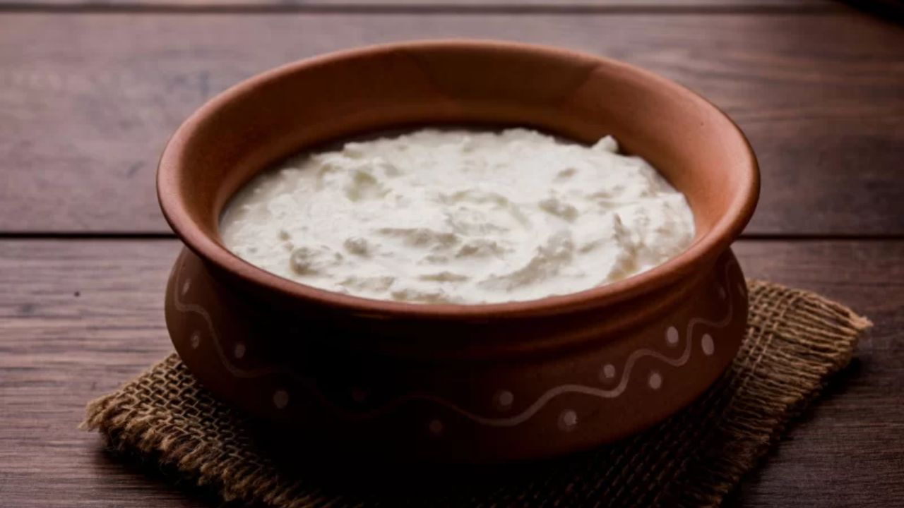 Curd Uses: పెరుగు తినడం వల్ల కలిగే ఆరోగ్యప్రయోజనాలు మీకు తెలుసా?