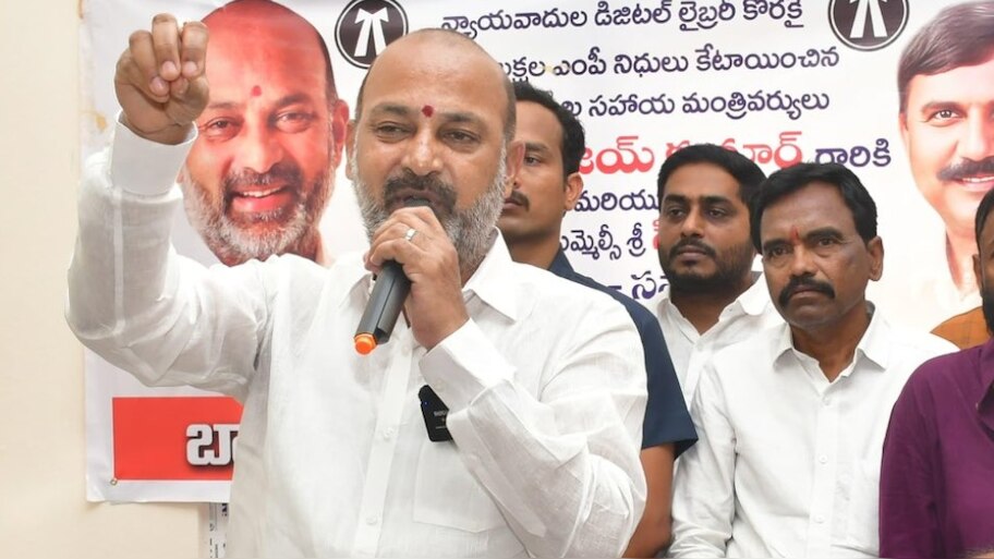 Bandi Sanjay Criticised BRS Party And INC Have Fevicol Relation Rv ...