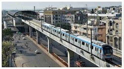 Hyderabad Metro: హైదరాబాద్‌ ప్రయాణీకులకు బిగ్‌ షాక్‌.. ఛార్జీల పెంపు తథ్యమంటున్న మెట్రో.. 