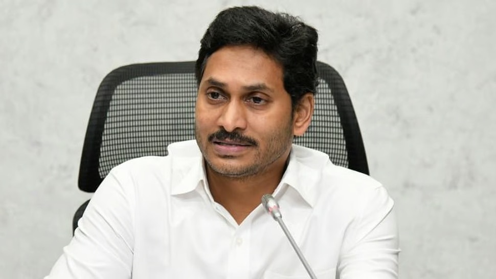 YS Jagan: ఏపీలో భారీ పొలిటికల్ బాంబ్.. లిక్కర్ స్కాంలో వైఎస్ జగన్ అరెస్ట్ పక్కా?
