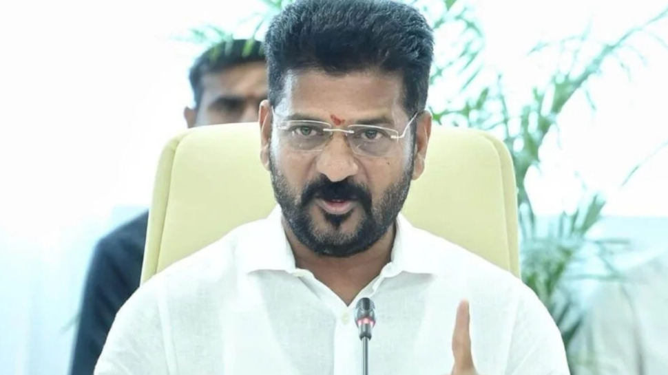 New Cabinet Ministers: కొత్త మంత్రుల పేర్లు అధికారికంగా ప్రకటించిన సీఎం రేవంత్.. వారికి నిరాశే! New Cabinet Ministers: కొత్త మంత్రుల పేర్లు అధికారికంగా ప్రకటించిన సీఎం రేవంత్.. వారికి నిరాశే!