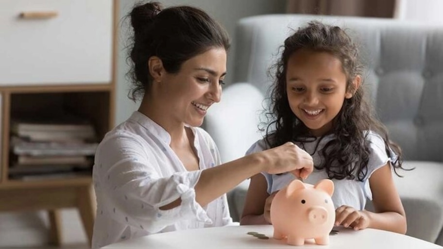 Sukanya Samriddhi Yojana: 50ఏళ్ల తర్వాత భారీ షాక్.. ఇన్వెస్టర్లకు మైండ్ బ్లాక్.. సుకన్య సమృద్ధి యోజనపై కీలక అప్ డేట్..!!