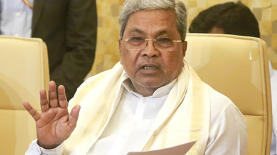 Siddaramaiah: ఓర్నీ.. ఏకంగా సీఎం సిద్దరామయ్యను చంపేసిన మెటా.!. కన్నడలో రాజుకున్న మరో వివాదం.. మ్యాటర్ ఏంటంటే..? Siddaramaiah: ఓర్నీ.. ఏకంగా సీఎం సిద్దరామయ్యను చంపేసిన మెటా.!. కన్నడలో రాజుకున్న మరో వివాదం.. మ్యాటర్ ఏంటంటే..?