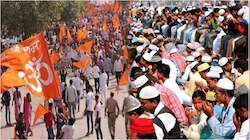 హిందువులు తగ్గుతున్నారు.. ముస్లింలు పెరుగుతున్నారు.. ఎందుకిలా? ఏం జరుగుతోంది..?