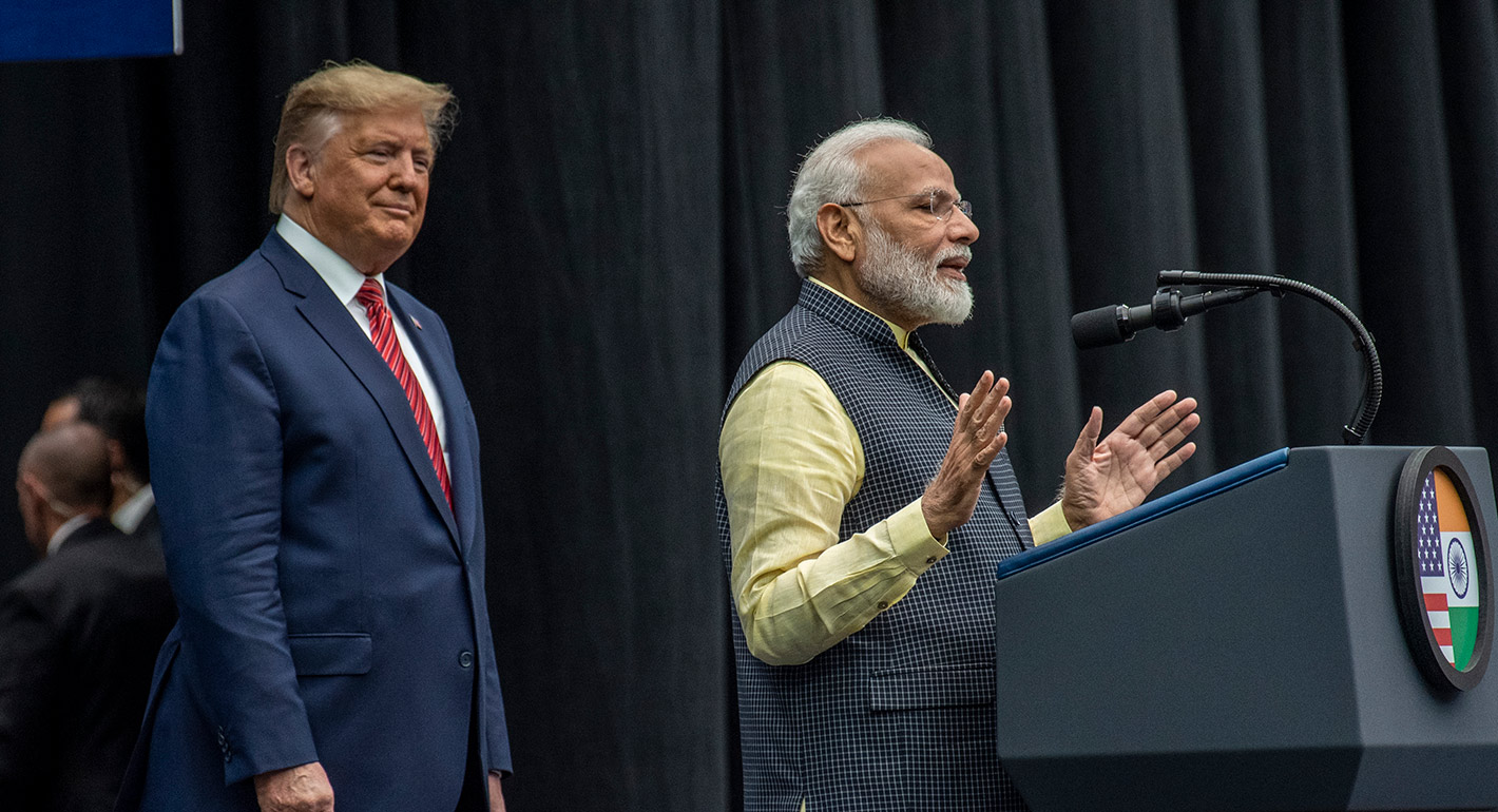 Modi on India GDP: ట్రంప్ వ్యాఖ్యలపై గట్టి కౌంటర్ ఇచ్చిన మోదీ..లెక్కలు చూడాలే అంటూ హితవు! Modi on India GDP: ట్రంప్ వ్యాఖ్యలపై గట్టి కౌంటర్ ఇచ్చిన మోదీ..లెక్కలు చూడాలే అంటూ హితవు!