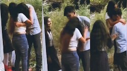 Teen Girl Romance Video:  ఇదెక్కడి అరాచకం.. ఒకేసారి ఇద్దరమ్మాయిలతో ముద్దులు, హగ్ లు