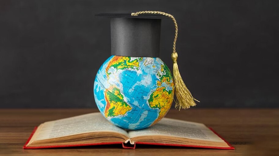  National Overseas Scholarship: ప్రధాని మోదీ అందిస్తున్న ఈ స్కీంతో విదేశాల్లో చదివే విద్యార్థులకు ఏకంగా రూ. 1 కోటి స్కాలర్ షిప్...ఎలా అప్లై చేసుకోవాలంటే..?
