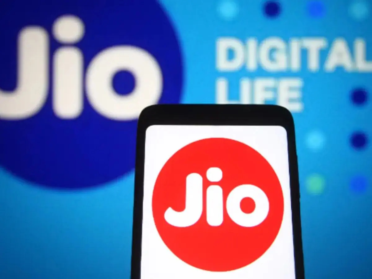 Jio Plan: జియో యాజర్లకు షాకింగ్ న్యూస్..చౌకైన రీఛార్జ్ ప్లాన్ ఆపేశారు..బెస్ట్ రీఛార్జ్ ప్లాన్ ఇదే! Jio Plan: జియో యాజర్లకు షాకింగ్ న్యూస్..చౌకైన రీఛార్జ్ ప్లాన్ ఆపేశారు..బెస్ట్ రీఛార్జ్ ప్లాన్ ఇదే!