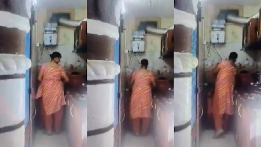 Video Viral: ఛీ.. ఛీ.. కిచెన్‌లో పనిమనిషి ఛెండాలం... వంట పాత్రలలో మూత్రంపోసి.. షాకింగ్ వీడియో.. 