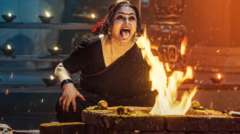 Shilpa Shirodkar:‘జటాధర’ మూవీతో నటిగా రీ ఎంట్రీ ఇస్తున్న మహేష్ బాబు వదిన శిల్పా శిరోద్కర్.. ఫస్ట్ లుక్ తోనే గూస్ బంప్స్.. Shilpa Shirodkar:‘జటాధర’ మూవీతో నటిగా రీ ఎంట్రీ ఇస్తున్న మహేష్ బాబు వదిన శిల్పా శిరోద్కర్.. ఫస్ట్ లుక్ తోనే గూస్ బంప్స్..