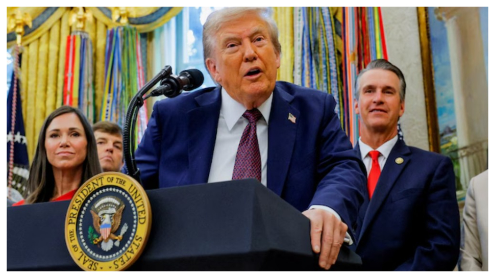 Donald Trump: భారత్ టారిఫ్స్తో చంపేస్తోంది.. ఇంకా పూర్తి మోత మోగలే, సెకండరీ సుంకాలే విధించా: ట్రంప్.. Donald Trump: భారత్ టారిఫ్స్తో చంపేస్తోంది.. ఇంకా పూర్తి మోత మోగలే, సెకండరీ సుంకాలే విధించా: ట్రంప్..
