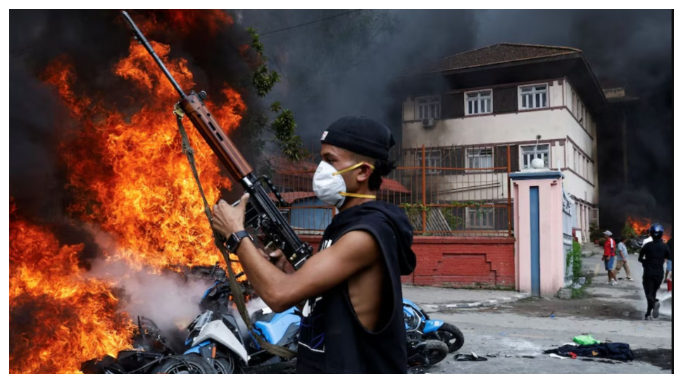 Nepal Protest: ఆర్మీ చేతుల్లోకి పాలన.. నేపాల్లో హై అలెర్ట్, మోదీ స్పందన ఇదే..! Nepal Protest: ఆర్మీ చేతుల్లోకి పాలన.. నేపాల్లో హై అలెర్ట్, మోదీ స్పందన ఇదే..!