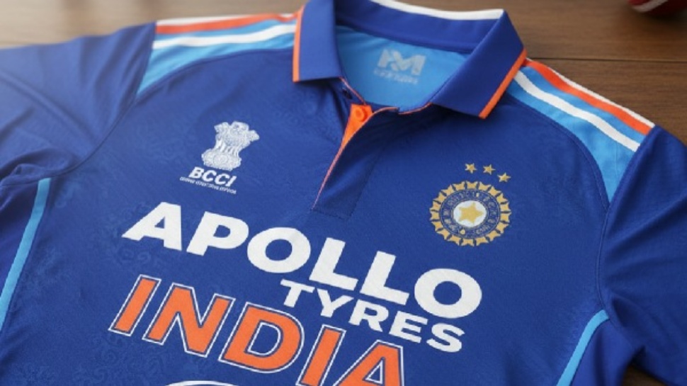 Team india: టీమిండియా కొత్త జెర్సీ స్పాన్సర్గా అపోలో టైర్స్.. బీసీసీఐతో ఒప్పందం.. ఒక్కో మ్యాచ్కు ఎంతంటే..? Team india: టీమిండియా కొత్త జెర్సీ స్పాన్సర్గా అపోలో టైర్స్.. బీసీసీఐతో ఒప్పందం.. ఒక్కో మ్యాచ్కు ఎంతంటే..?