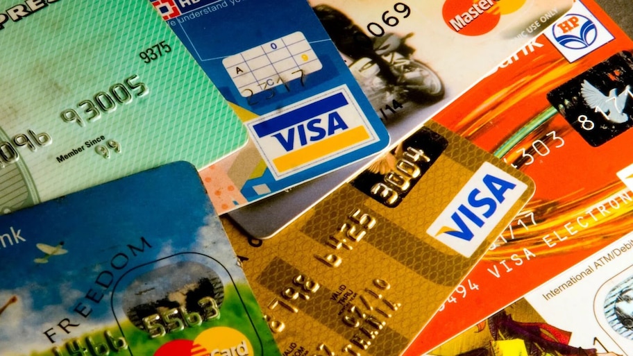 Credit Cards: బ్యాంకు అకౌంట్ లేకపోయినా క్రెడిట్ కార్డు ఇస్తారు..దీని లాభాలేంటో తెలుసుకోండి!