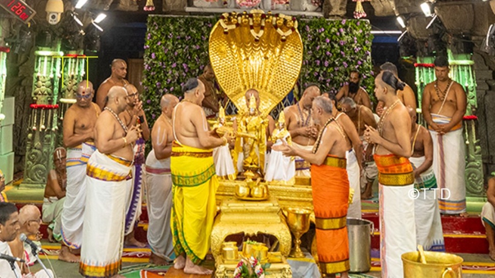 Tirumala Brahmotsav: తిరుమల బ్రహ్మోత్సవం.. అత్యంత వైభవంగా గరుడ సేవ Tirumala Brahmotsav: తిరుమల బ్రహ్మోత్సవం.. అత్యంత వైభవంగా గరుడ సేవ