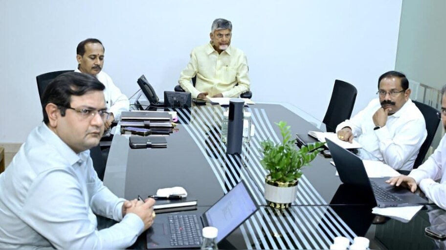 Chandrababu: ఇంటింటికీ జీఎస్టీ ఫలాలు.. దీపావళికి ప్రత్యేక ఉత్సవాలు: సీఎం చంద్రబాబు