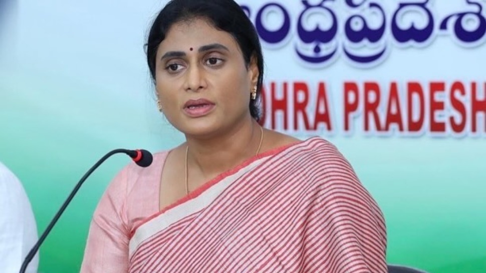 YS Sharmila: హిందూ ధర్మానికి నేను వ్యతిరేకం కాదు.. తప్పుగా అర్థం చేసుకున్నారు : వైఎస్ షర్మిల YS Sharmila: హిందూ ధర్మానికి నేను వ్యతిరేకం కాదు.. తప్పుగా అర్థం చేసుకున్నారు : వైఎస్ షర్మిల
