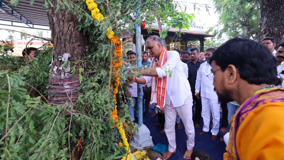 Harish Rao: సంస్కృతి, సంప్రదాయాలు భావితరాలకు అందించాలి: హరీశ్ రావు పిలుపు Harish Rao: సంస్కృతి, సంప్రదాయాలు భావితరాలకు అందించాలి: హరీశ్ రావు పిలుపు