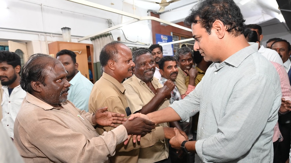 KTR Press Meet: రేవంత్ రెడ్డి పాలన మొత్తం మోసాలు.. నయ వంచన: కేటీఆర్ KTR Press Meet: రేవంత్ రెడ్డి పాలన మొత్తం మోసాలు.. నయ వంచన: కేటీఆర్