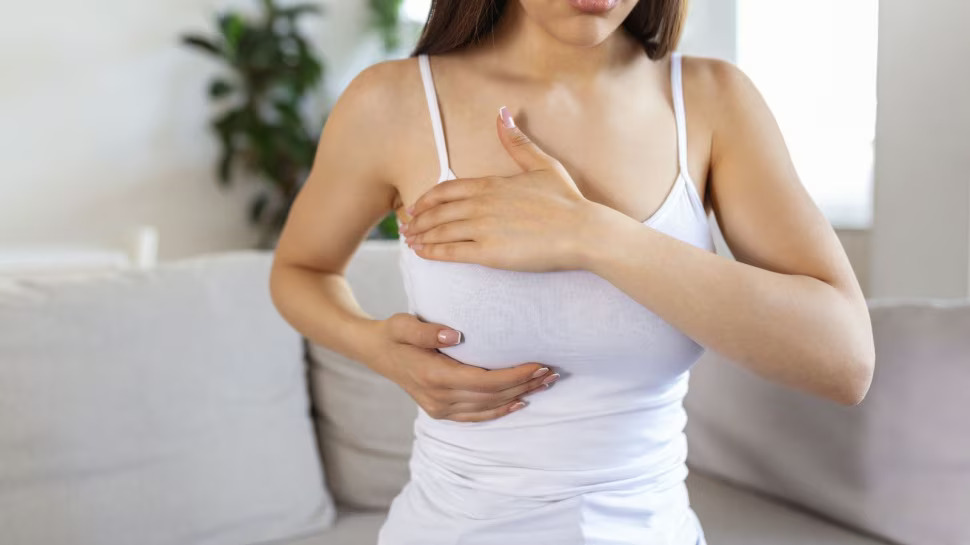 Cancer Symptoms: ఆడవాళ్లకు ఆ పార్ట్లో నొప్పి వస్తుందా? ఇది క్యాన్సర్కు సూచిక..ఇప్పుడే జాగ్రత్త పడండి! Cancer Symptoms: ఆడవాళ్లకు ఆ పార్ట్లో నొప్పి వస్తుందా? ఇది క్యాన్సర్కు సూచిక..ఇప్పుడే జాగ్రత్త పడండి!