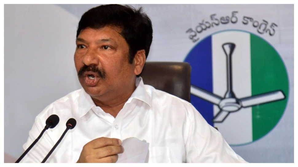 Jogi Ramesh: జోగి రమేష్ అరెస్ట్.. కల్తీ మద్యం కేసులో వైసీపీ నేత, మాజీ మంత్రి..! Jogi Ramesh: జోగి రమేష్ అరెస్ట్.. కల్తీ మద్యం కేసులో వైసీపీ నేత, మాజీ మంత్రి..!