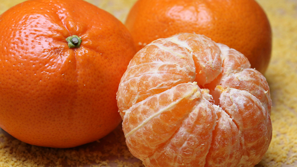 Oranges: రోజూ ఒక్క ఆరెంజ్.. ఆరోగ్యానికి సూపర్ఫుడ్, మైండ్బ్లోయింగ్ బెనిఫిట్స్.. Oranges: రోజూ ఒక్క ఆరెంజ్.. ఆరోగ్యానికి సూపర్ఫుడ్, మైండ్బ్లోయింగ్ బెనిఫిట్స్..