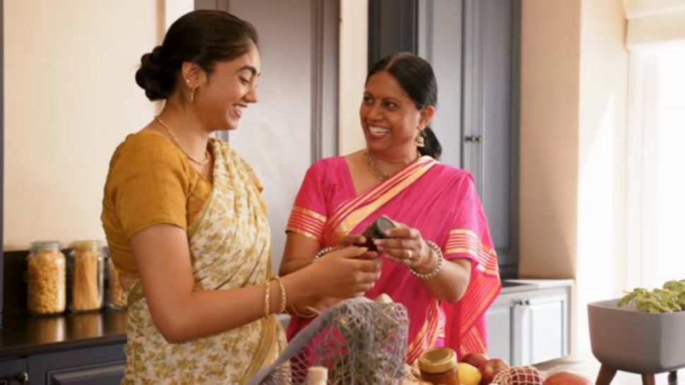 Top 5 schemes For women: మహిళల భవిష్యత్తు బాసట కోసం టాప్ 5 ప్రభుత్వ పథకాలు ఇవే.. ఇప్పుడు పెట్టుబడి.. రేపటి భద్రత..!! Top 5 schemes For women: మహిళల భవిష్యత్తు బాసట కోసం టాప్ 5 ప్రభుత్వ పథకాలు ఇవే.. ఇప్పుడు పెట్టుబడి.. రేపటి భద్రత..!!
