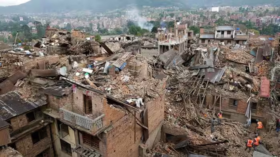 Earthquake Today: భారీ భూకంపం.. కోల్‌కతా సహా పరిసర ప్రాంతాల్లో ఆందోళన..