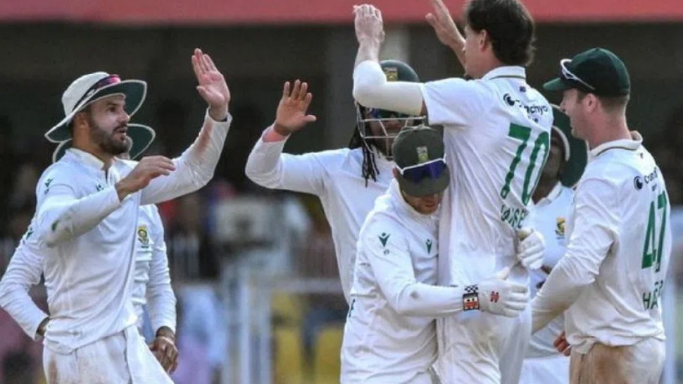 IND vs SA: రెండో టెస్టులో చిత్తు చిత్తుగా ఓడిన టీమిండియా.. సిరీస్ క్లీన్స్వీప్ చేసిన దక్షిణాఫ్రికా IND vs SA: రెండో టెస్టులో చిత్తు చిత్తుగా ఓడిన టీమిండియా.. సిరీస్ క్లీన్స్వీప్ చేసిన దక్షిణాఫ్రికా