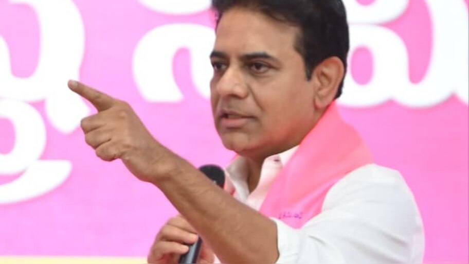 KTR vs Revanth Reddy: బీసీ రిజర్వేషన్‌లో రేవంత్‌ రెడ్డి తీరని మోసం.. బుద్ధి చెప్పాలి: కేటీఆర్‌