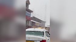 Fresh snowfall: జమ్ముకశ్మీర్‌ను కమ్ముకున్న మంచు దుప్పటి.. వీడియో వైరల్..!