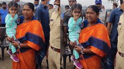 Minister seethakka Video: మేడారం జాతరలో తప్పిపోయిన చిన్నారి.. మంత్రి సీతక్క ఏంచేశారో తెలుసా..?.. వీడియో వైరల్..