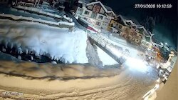 Avalanche Video: జమ్మూ కశ్మీర్‌లో భారీ అవలాంచీ.. వీడియో వైరల్..!