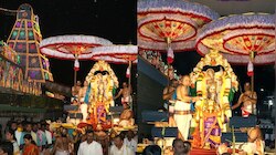 Tirumala Temple: తిరుమల ఆలయంలో నేత్రపర్వంగా శ్రీరామనవమి వేడుకలు