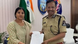 Singer Mangli: మంగ్లీ వివాదంలో కీలక పరిణామం.. ఎన్ కౌంటర్ స్పెషలిస్ట్ సజ్జనార్‌ను కలి