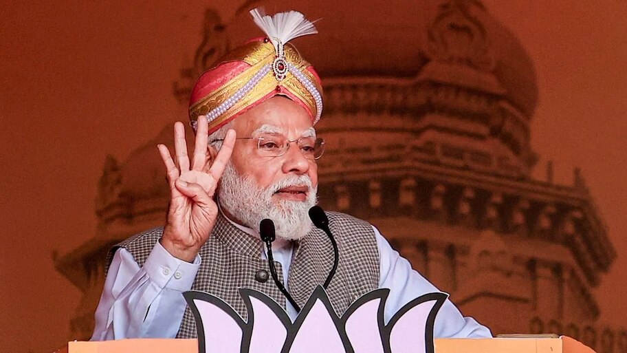 Explosives in Modi Tour: ప్రధాని మోదీ పర్యటనలో బాంబు కలకలం..నగరం మొత్తం టెన్షన్ టెన్షన్!