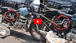 బుల్లెట్ బైక్‌లో దూరిన నాగుపాము.. వీడియో చూస్తే ఒళ్లు గగుర్పొడవడం ఖాయం!