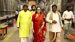 Jaya Prada: శ్రీకాళహస్తీశ్వర స్వామి సేవలో హీరోయిన్‌ జయప్రద