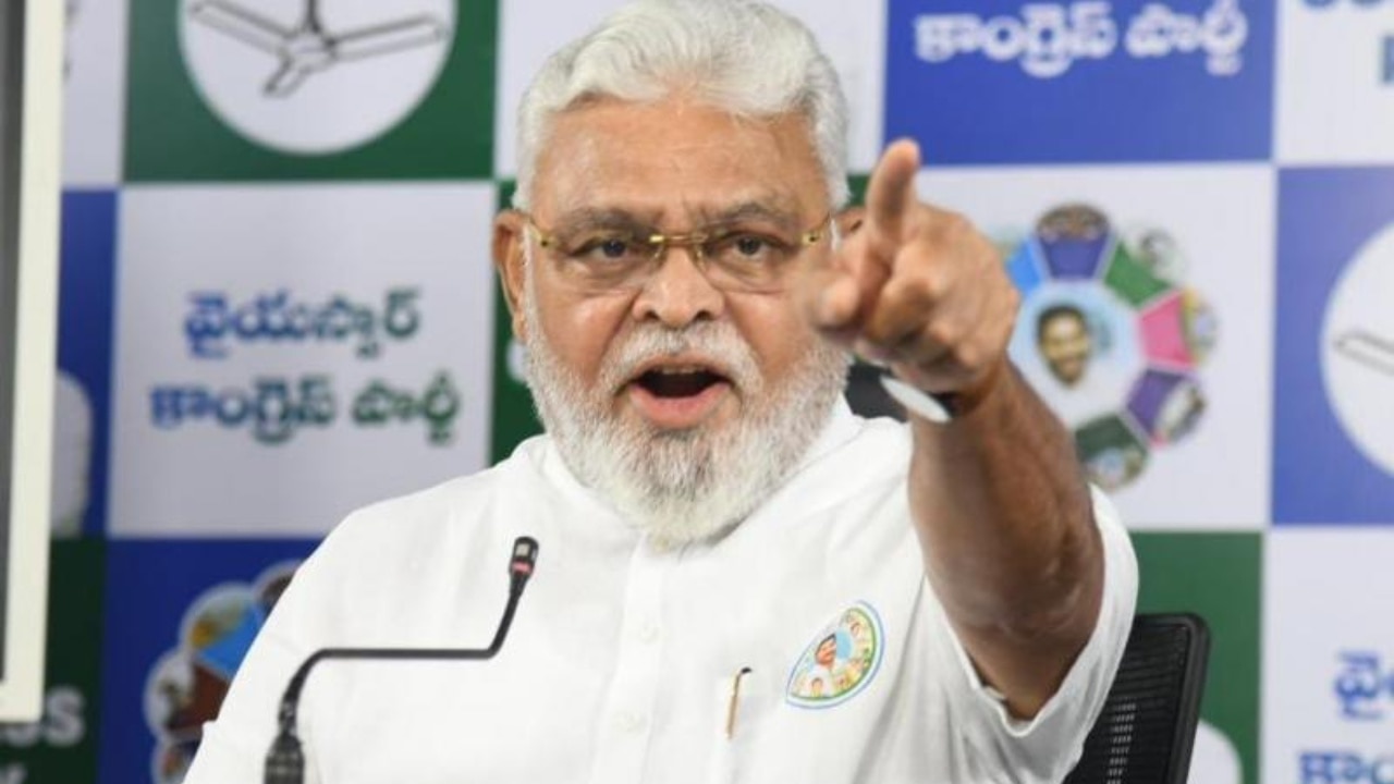సాయికృష్ణ కేసులో నిందితుల ను కాపాడ టమే ల క్ష్యంగా సిట్ విచార ణ