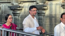 తిరుమలలో సినీ నటుడు మాధవన్‌ కుటుంబం