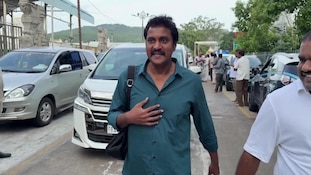 తిరుమల శ్రీవారిని దర్శించుకున్న సినీ నటుడు సునీల్‌