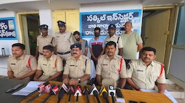 ఇలా దొరికిపోతామని ఊహించలేదేయ్యా.. 'అప్పడాల ప్యాకెట్' ఇచ్చిన క్లూ 