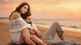 Kiara Advani Remuneration: 'తబాహీ' సాంగ్‌లో కియారా అద్వానీ అందాలు అరబోత..ఆ సినిమాకు ఎంత డబ్బు తీసుకుందో తెలుసా?