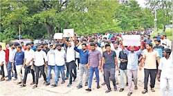 నిరుద్యోగ జేఏసీ సంచలన నిర్ణయం.. ఈ నెల 15న ఇందిరా పార్క్ వేదికగా మహాధర్నా..!! 
